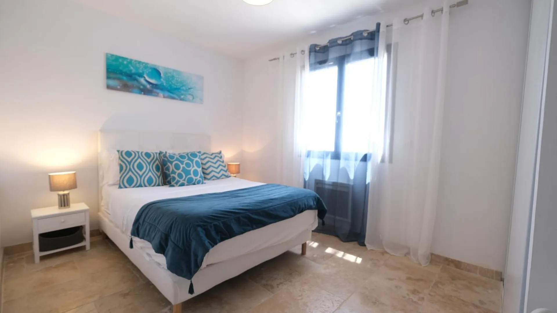 Camargue Family Retreat: Charming House with Pool near Arles Center Villa